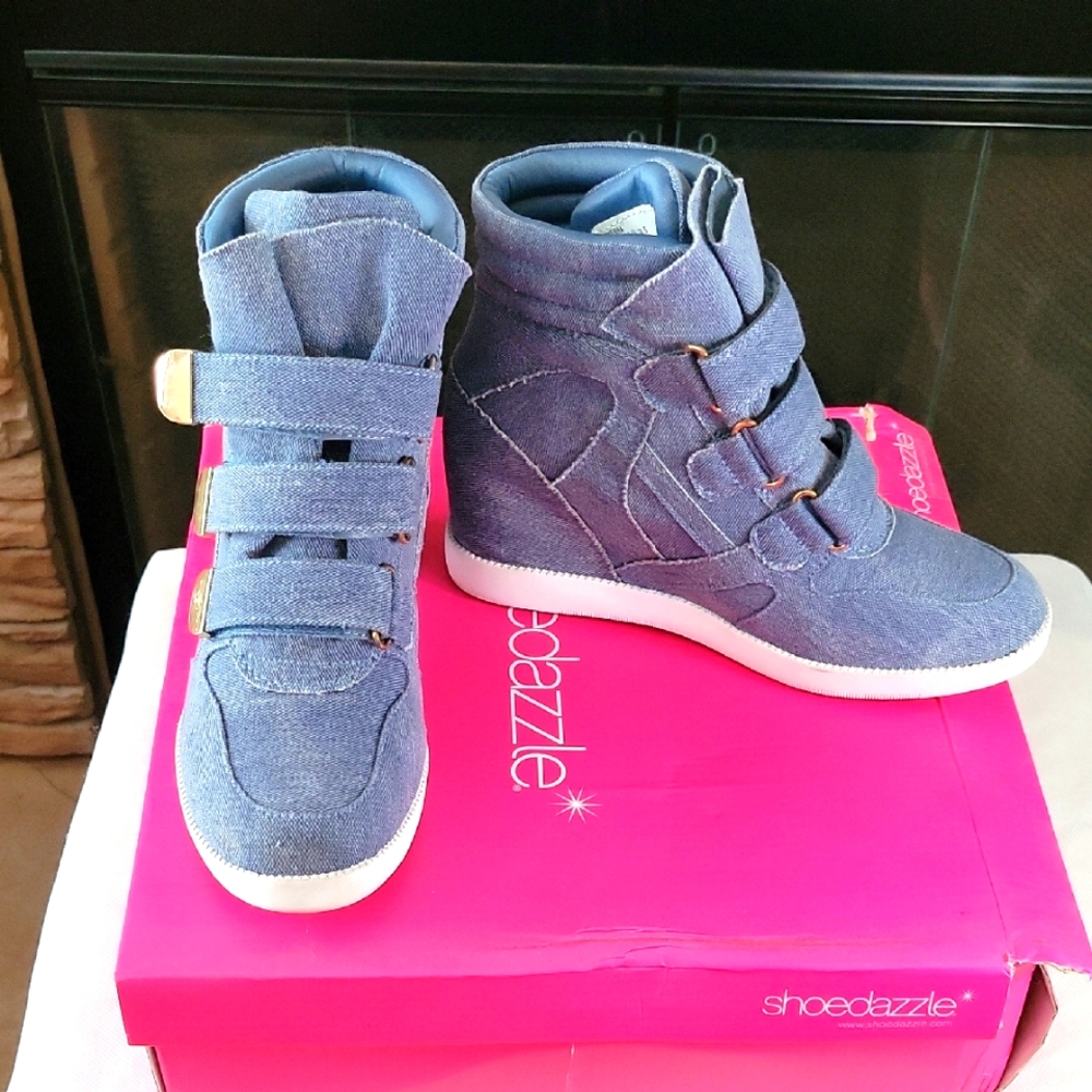 ShoeDazzle Denim Wedge Sneakers – Size 8 Hidden Heel High-Tops